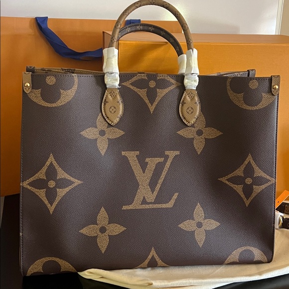 Women’s Designer Monogram Tote Large Bag - Picture 2 of 12